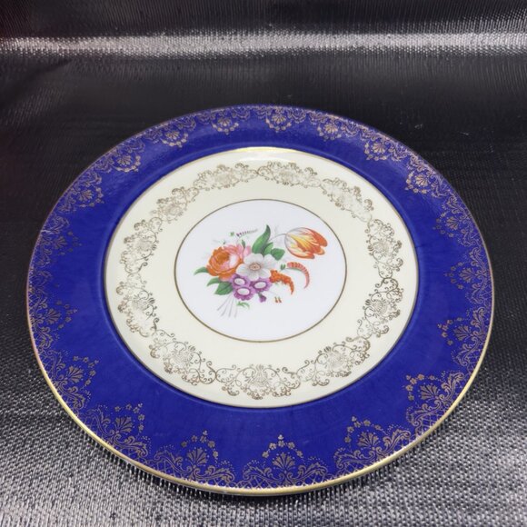 Paragon by Appointment Potters To Her Majesty The Queen Elizabeth 10inch Plate - Picture 8 of 13